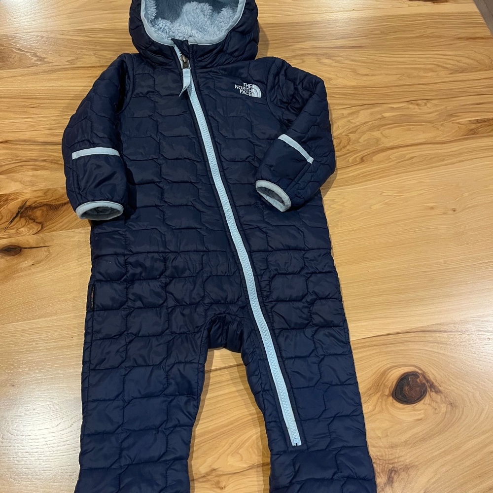 Baby North Face Thermoball bunting